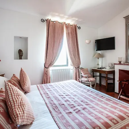 Le Clos Du Buis 3*