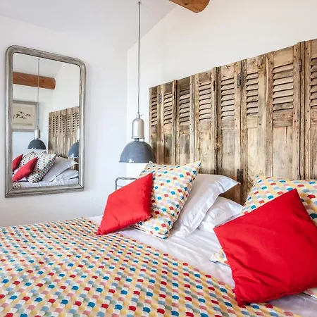 Le Clos Du Buis Hotel