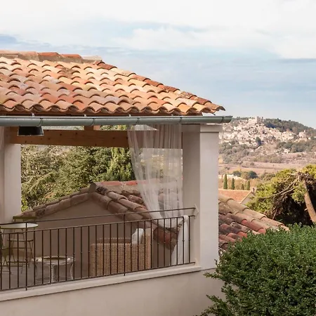Le Clos Du Buis Hotel 3*