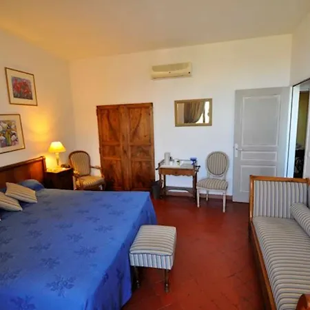 Hotel Le Clos Du Buis