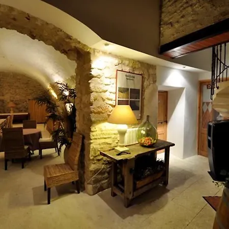Le Clos Du Buis Hotel
