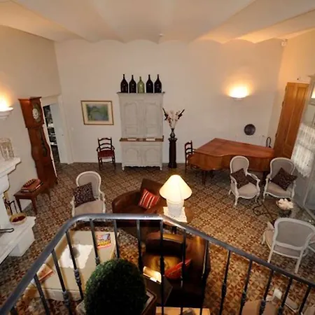 Le Clos Du Buis 3*